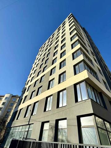 Юліана Целевича вул., 36