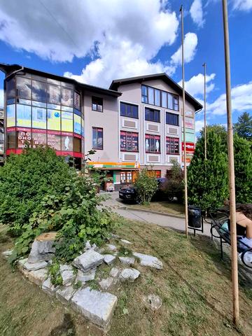 Грушевського вул., 2 