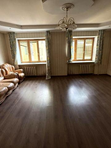 Володимира Івасюка просп. (Героїв Сталінграду), 14-Г