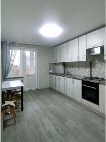 Оренда гарної евродвушки, 3поверх, меблі,техніка, кондиціонер на тепло