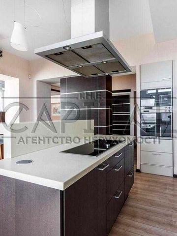 Продажа двоуровневой квартиры, ул. Подвысоцкого, Печерск