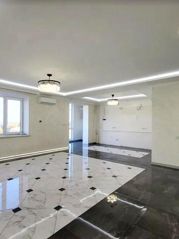 Олега Антонова вул. (Карла Маркса), 13в