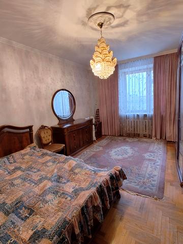 Словянська вул., 10