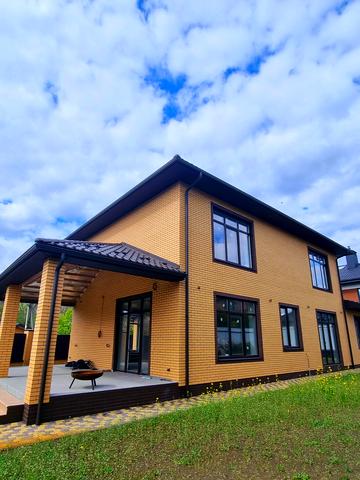 Нечуя-Левицького вул., 2А