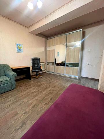 Князя Володимира Великого вул. (Плеханова), 12