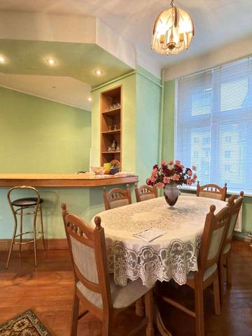 Грюнвальдська вул., 15