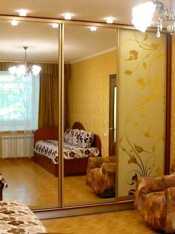 Довгострокова оренда 1к Квартира Олександра Олеся (Сергія Єсеніна) вулиця