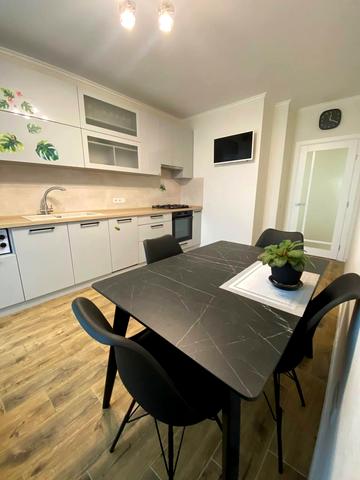 Хіміків вул., 28, к.7-14