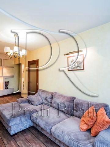 Південна вул., 17