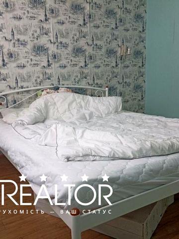 Старицького вул., 9