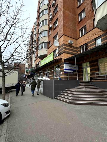 Небесної Сотні вул. (Леніна), 61