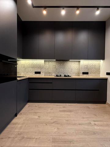 Соборності вул. (Жовтнева), 32