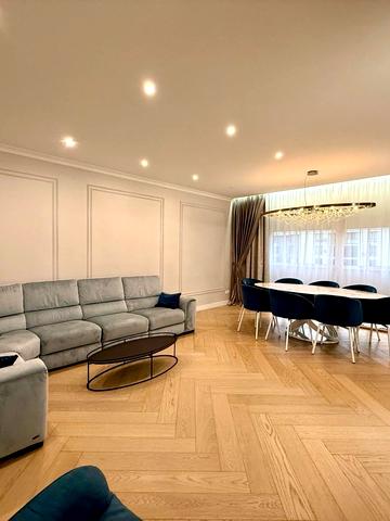 Практична вул., 3