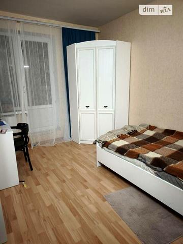 Продаж 3к Квартира Шкільна вулиця ЖК Янтарный