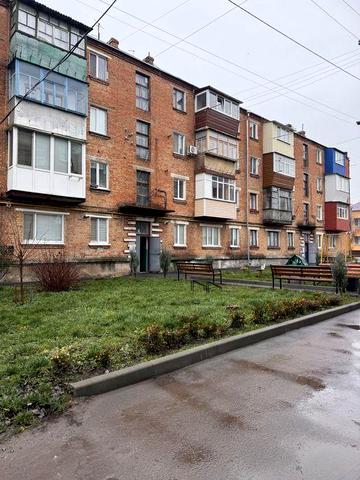 Оренда 2к Калинівка біля садочка