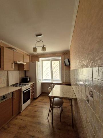 ОРЕНДА! ЦЕНТР! Здається 3 кімн. ЧЕШКА!