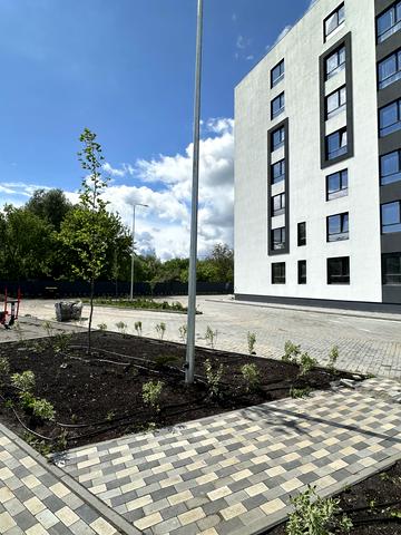 Мирна вул., 3