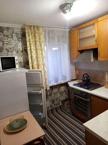 Аренда будиночку в с Літки .( Газ , єлектроєнергія входять в ціну)