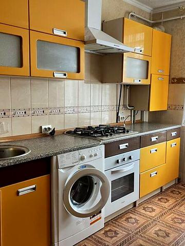 Продаж 1к Квартира Збройних Сил України (Інтернаціоналістів) вулиця