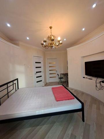 Сдам красивую однокомнатную квартиру на Говорова 10\3, Парк Победы