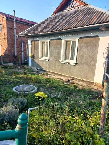 Залізнична, 8