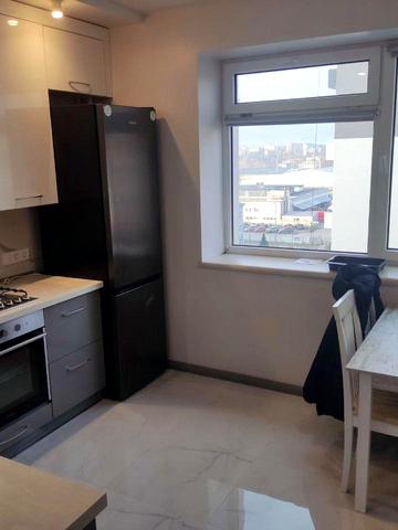 Героїв Крут вул., 4а