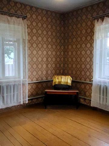 Здаю половину будинку