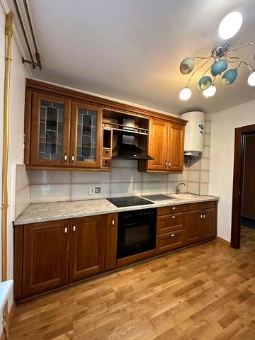 Володимира Вернадського вул. (Дзержинського), 35