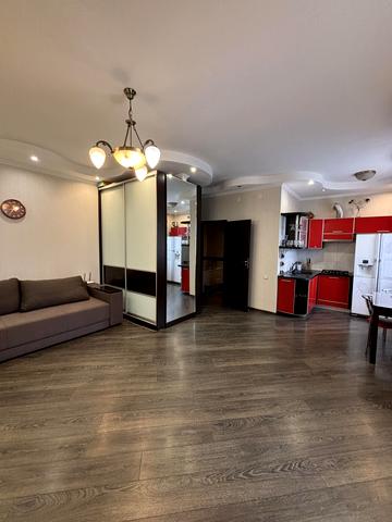 Леоніда Жаботинського вул. (Правди), 20