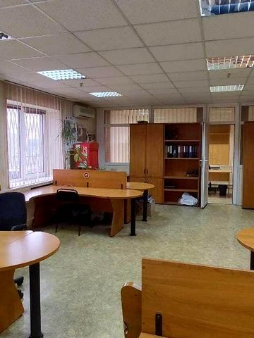 Богдана Хмельницького просп. (Героїв Сталінграда), 38А