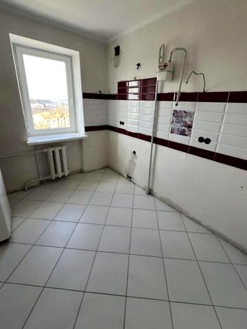 Павла Тичини вул., 13