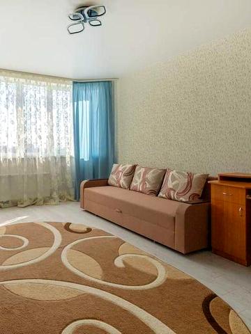 Оренда 2-х кімнатної квартири 52м² в центрі міста