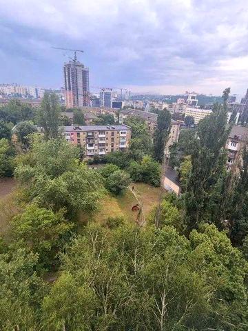 3К бульвар Миколи Міхновського 8а м.Звіринецька Печерський Центр