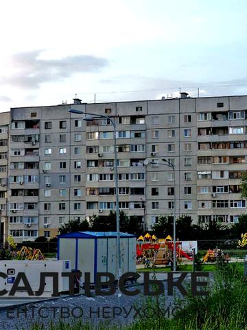 Леся Сердюка вул. (Командарма Корка), 4