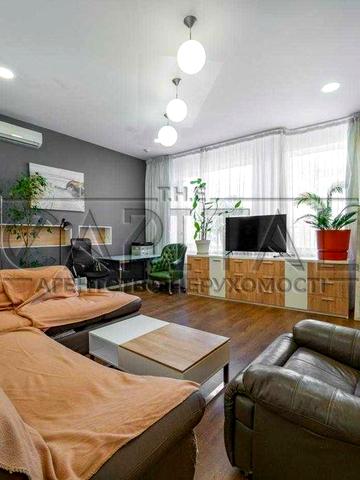 Продаж квартири вул. Інститутська, Печерськ