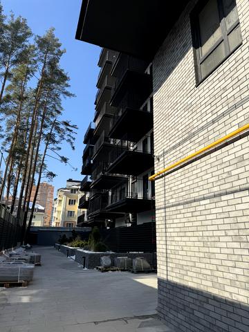 Українська вул., 1-Б/1