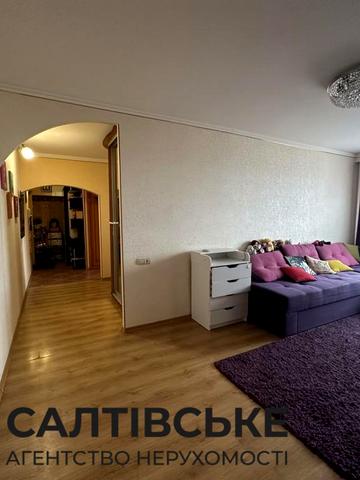 Амосова вул. (Корчагінців), 9