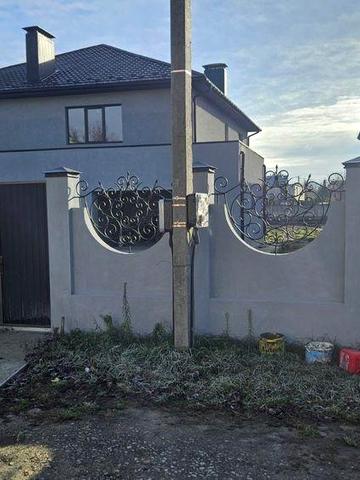 Будинок Київ-5км Погреби Броварський р-он 267квм Червона цегла 10сот