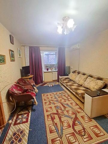 Леоніда Жаботинського вул. (Правди), 63