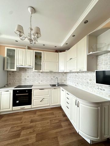 Богдана Хмельницького бульв., 10