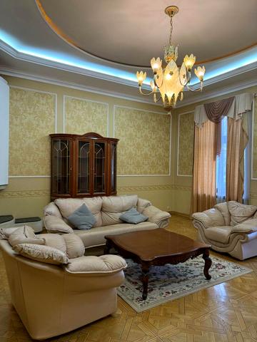 Соломії Крушельницької вул., 5