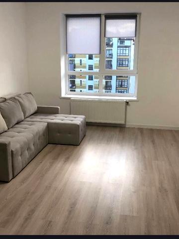 Олександра Довженка вул., 21