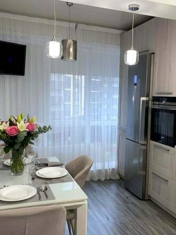 Радистів вул., 34