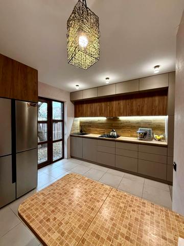 Галицинівська вул., 11