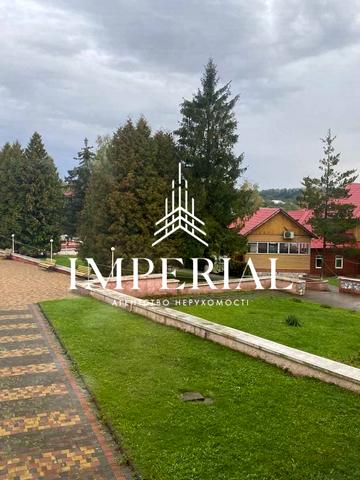 Івана Франка вул., 15