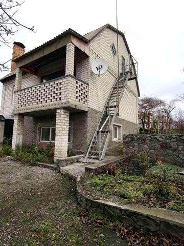 `Продам 2х поверховий будинок 144м.кв у Потоках, 30 сотів. прив.землі