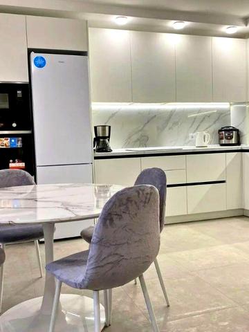 Берестейський просп. (Перемоги), 11 к2