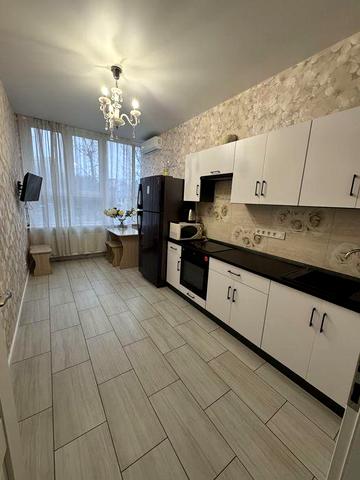 2к кв-ра новий будин Петропавлівська 40 Куренівка Дорогожичі генератор