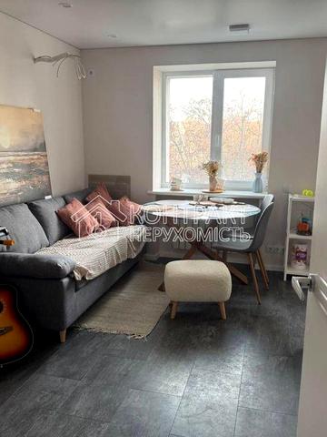 Науки просп. (Леніна), 64