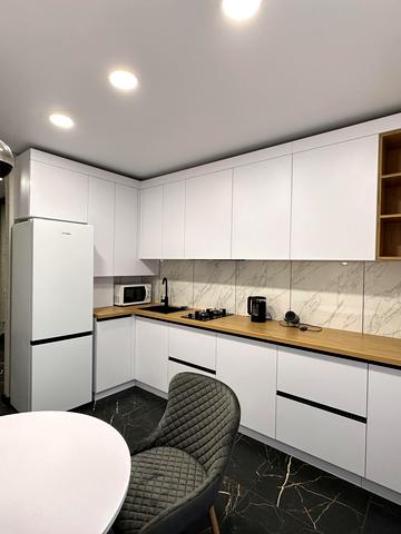 Одеська вул., 7